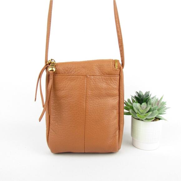 Hobo Leather Fern Saddle Bag - Picture 2 of 7